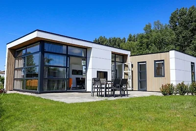 Modern chalet met afwasmachine, vlakbij de...
