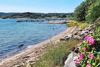 4 Personen Ferienhaus in UDDEVALLA-By Traum