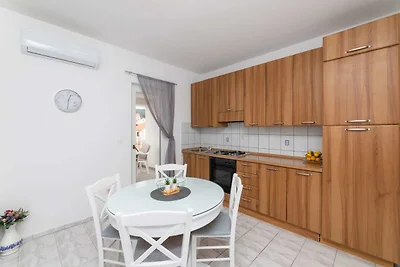 Villa Supetar Garden - Standard Two Bedroom A...