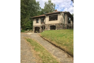 Ferienhaus in Bösdorf mit Schwimmbecken