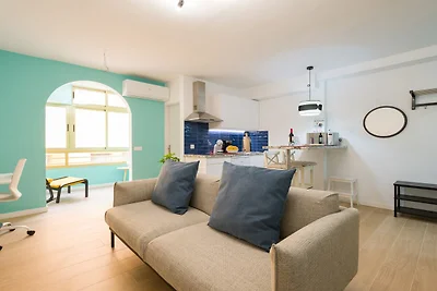 Appartement aan Las Canteras met zwembad