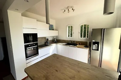 Villa in Cavalière mit Pool und Meerblick