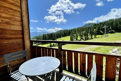 Wohnung in Puy Saint Vincent mit Pool