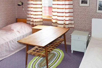 6 Personen Ferienhaus in Sandhornøy
