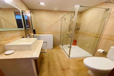 Attraktive Wohnung mit privatem Pool