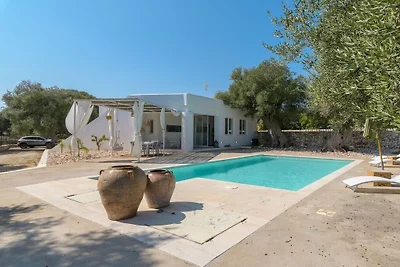 Villa in Ostuni mit Schwimmbecken