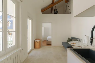 Charmant appartement met balkon in het hart v...
