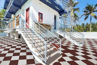 Hotel O Kazhakuttam Vadakkumbhagam