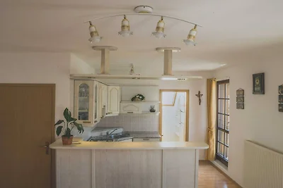 Comfortable Apartment with Mountain View - On...