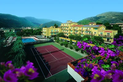 Appartamento a Pietra Ligure con balcone o te...
