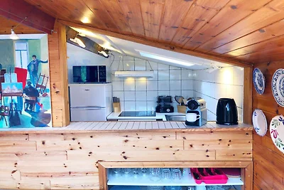 Chalet in Sougné nahe Wald & Pool
