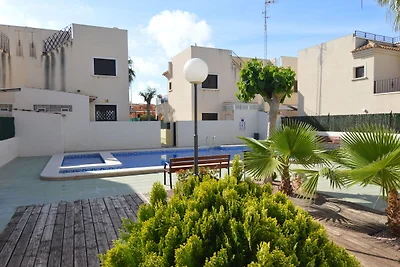 Geräumiges Ferienhaus mit Gemeinschaftspool