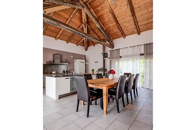 Casa Fienile, Cascine Crema