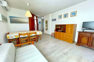 Apartment near Lungomare Trieste for 7