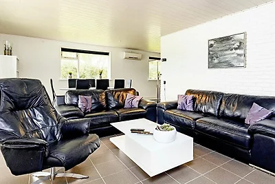 Ruim toevluchtsoord in Marielyst-By Traum