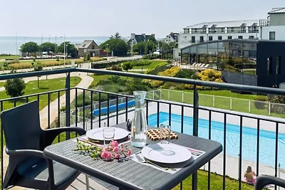 2 Zimmer, 2/4 Personen, seitlicher Meerblick