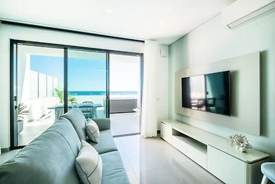 Appartamento ad Armação con piscina...