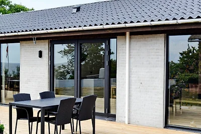 4 Personen Ferienhaus in Rønne