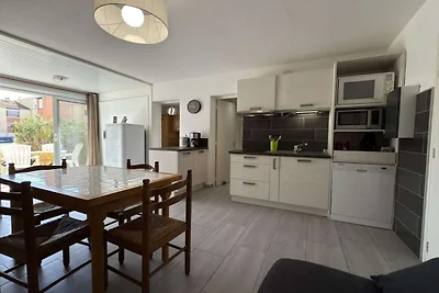 Apartment in Strandnähe mit Terrasse