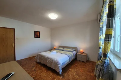 Apartment Villa IN - Four-Bedroom Apartment w...