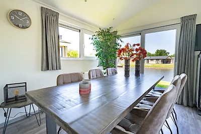 Chalet mit Geschirrspüler im grünen Kempen