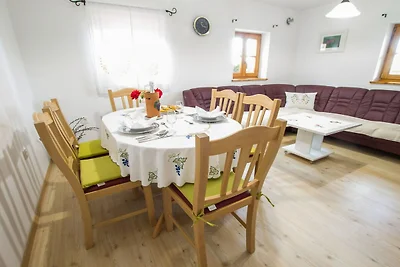 Sunny Two Bedroom Retreat in Beautiful Bizelj...