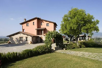 Ferienhaus in Bettona mit Garten