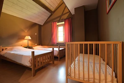 Casa vacanze a Tenneville con piscina coperta