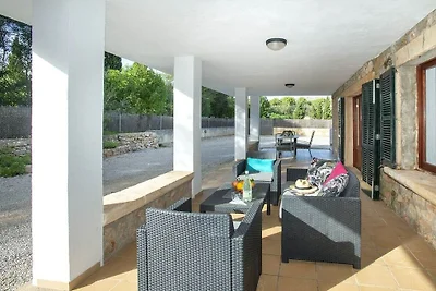 Villa in Pollensa mit Schwimmbecken