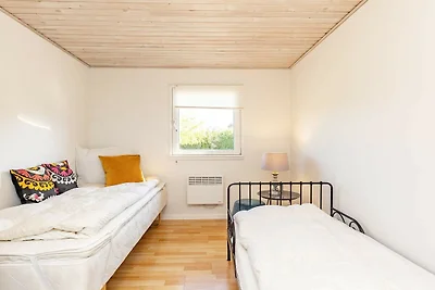6 Personen Ferienhaus in Karrebæksminde-By...