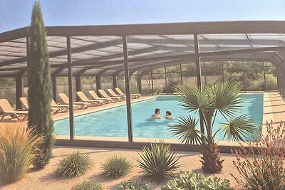 Chalet mit Swimmingpool, 500 m vom Strand...