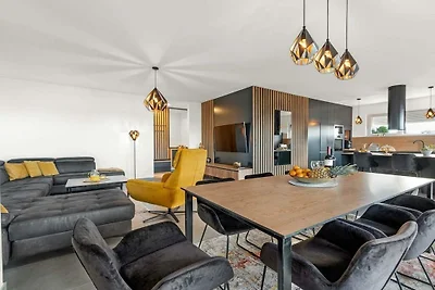 Wohnung in Šibenik-Brodarica mit Balkon