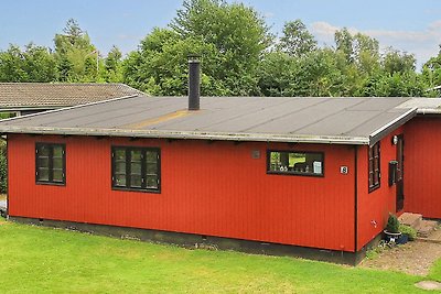 4 Personen Ferienhaus in Væggerløse-By Traum