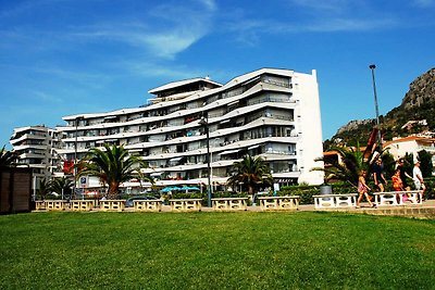 Wohnung in Estartit mit Meeresstrand