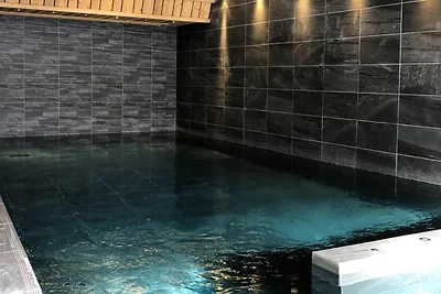 Wohnung in La Clusaz mit Pool & Sauna