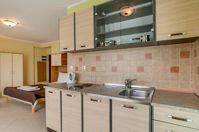 Amor Residence - Studio Apartment with Terrac...