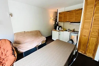 Studio in Frankrijk bij dorp & Skibus