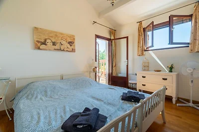 Geräumiges Ferienhaus mit privatem Pool und...