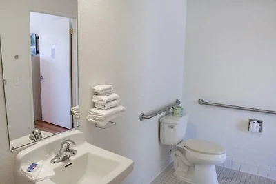 1 letto queen | Doccia accessibile ADA/RI