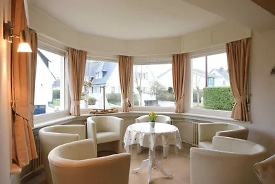 Villa in De Haan nahe Strand mit Sauna