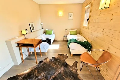 Chalet in der Nähe des Sees und der Skipisten...