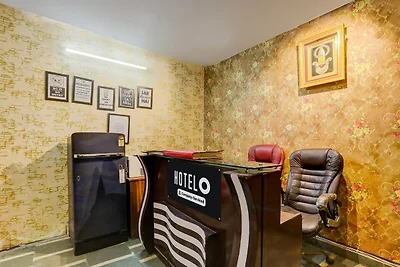 Super Hotel O Uttam Nagar