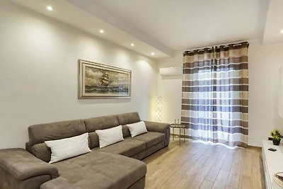 Modern Apartment with Patio in Rapallo