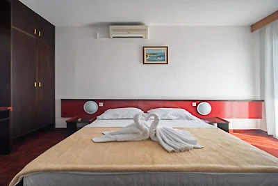 Hotel Issa - Twin Room Sea View