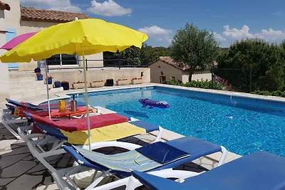 Elegante villa con piscina privata