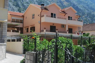 Studio Apartment with Balcony 2