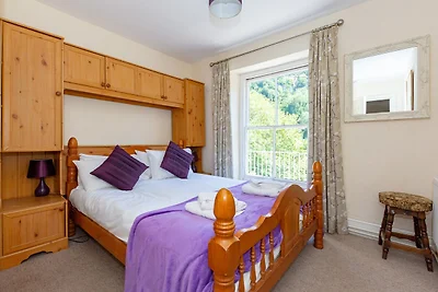 Prachtig vakantiehuis on Wye met een terras