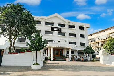 Soggiorni Deluxe accoglienti Subhash Nagar...