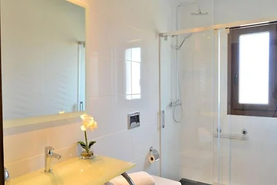 Villa in Muro mit Garten und Pool