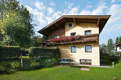 Wohnung in Brixen im Thale mit einem Garten